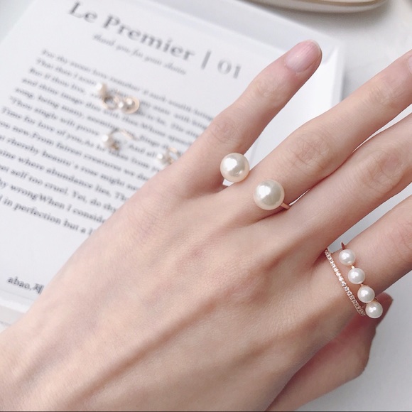 Chic Pearl Stone Rose Gold Ring Set (2 Rings) - Picture 2 of 8